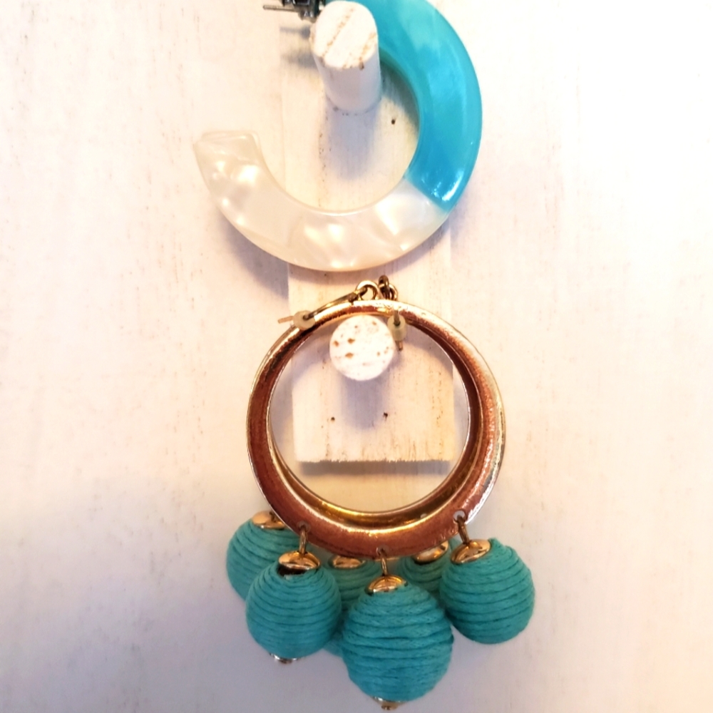 Pair of bold earrings